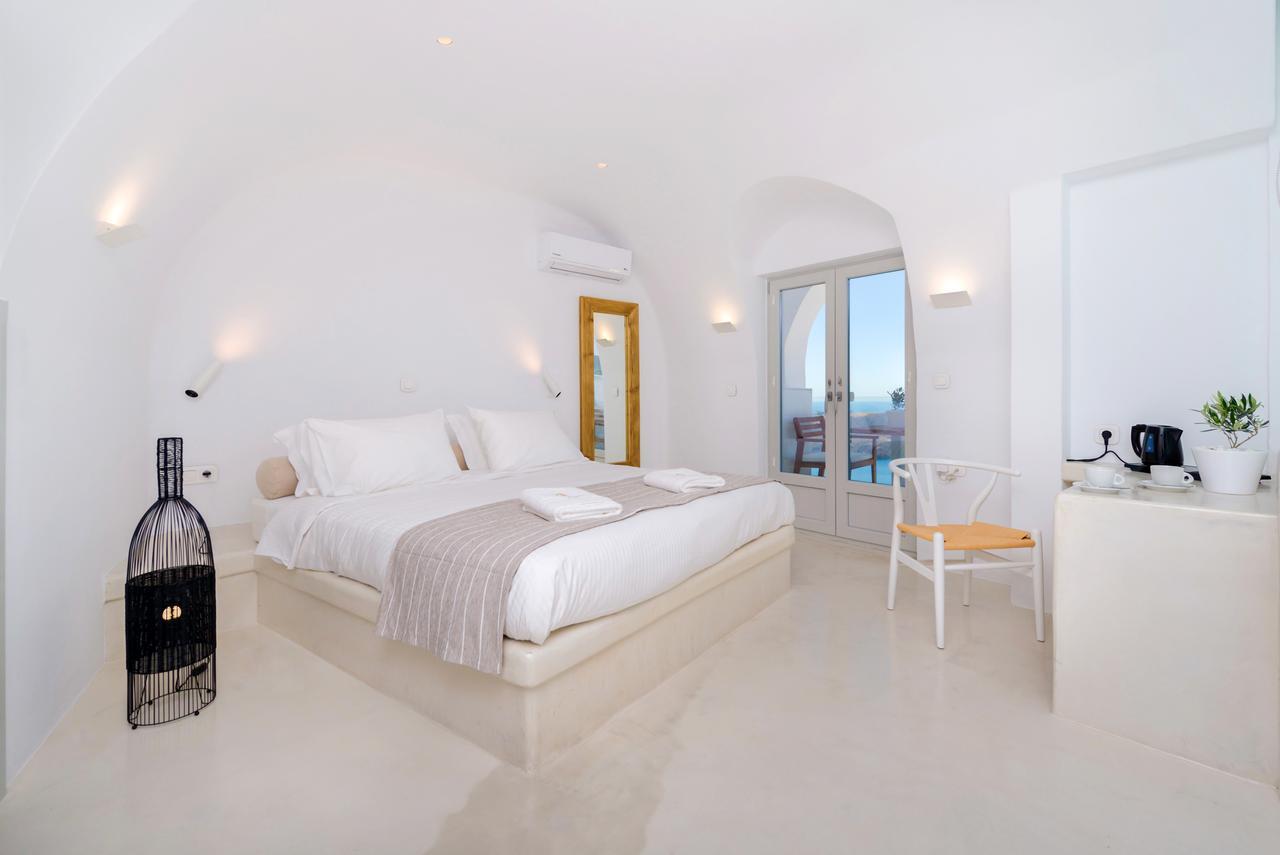 Iriana Suites Fira  Eksteriør bilde