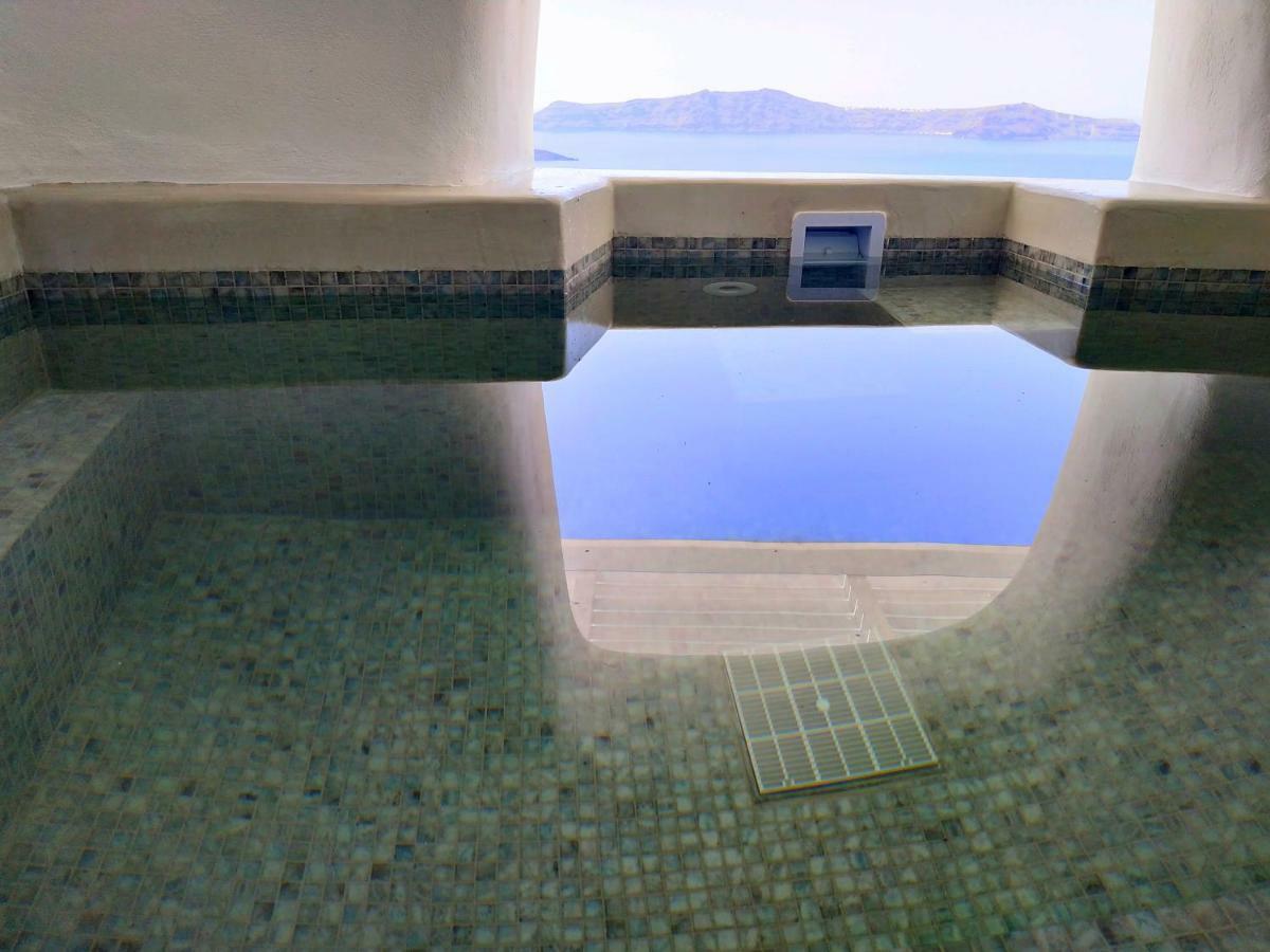 Iriana Suites Fira  Eksteriør bilde