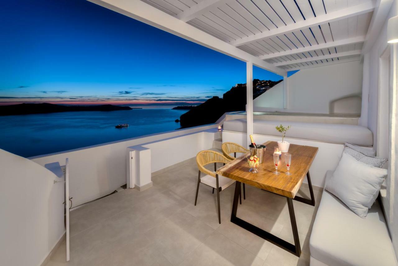 Iriana Suites Fira  Eksteriør bilde